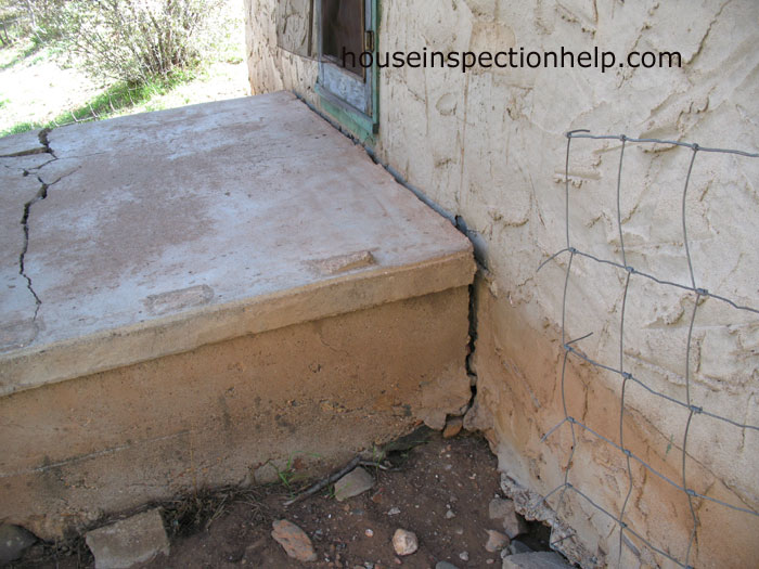 Separating landscaping from short foundation and low wood siding ... Separating landscaping from short foundation and low wood siding ...